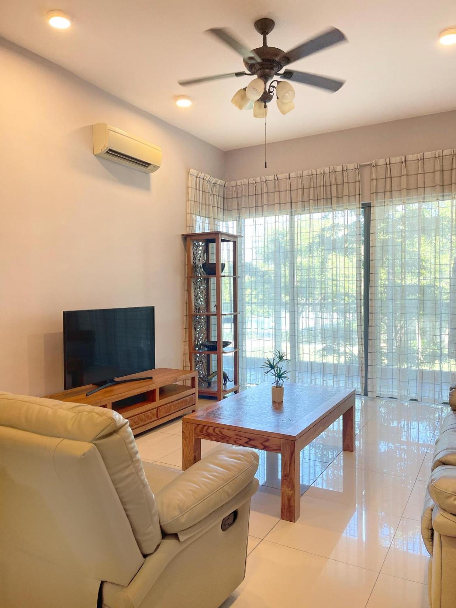 Ezyhouz - Imago The Loft * Kota Kinabalu