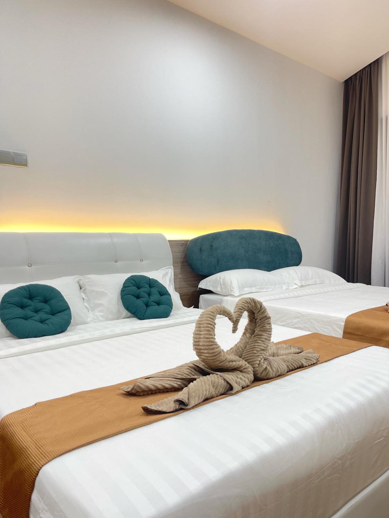 Ezyhouz - Imago The Loft Apartment *