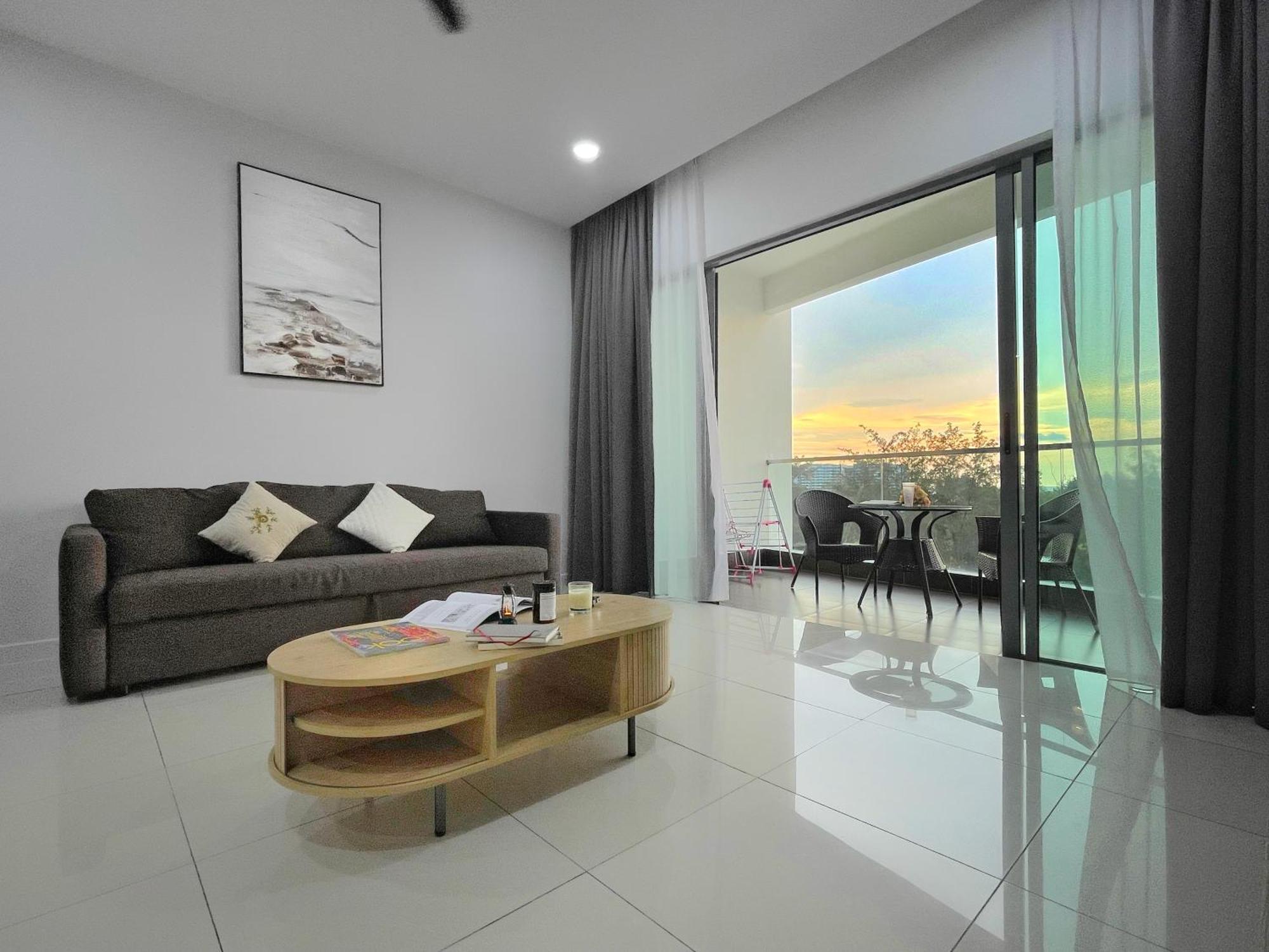 Apartment Ezyhouz - Imago The Loft