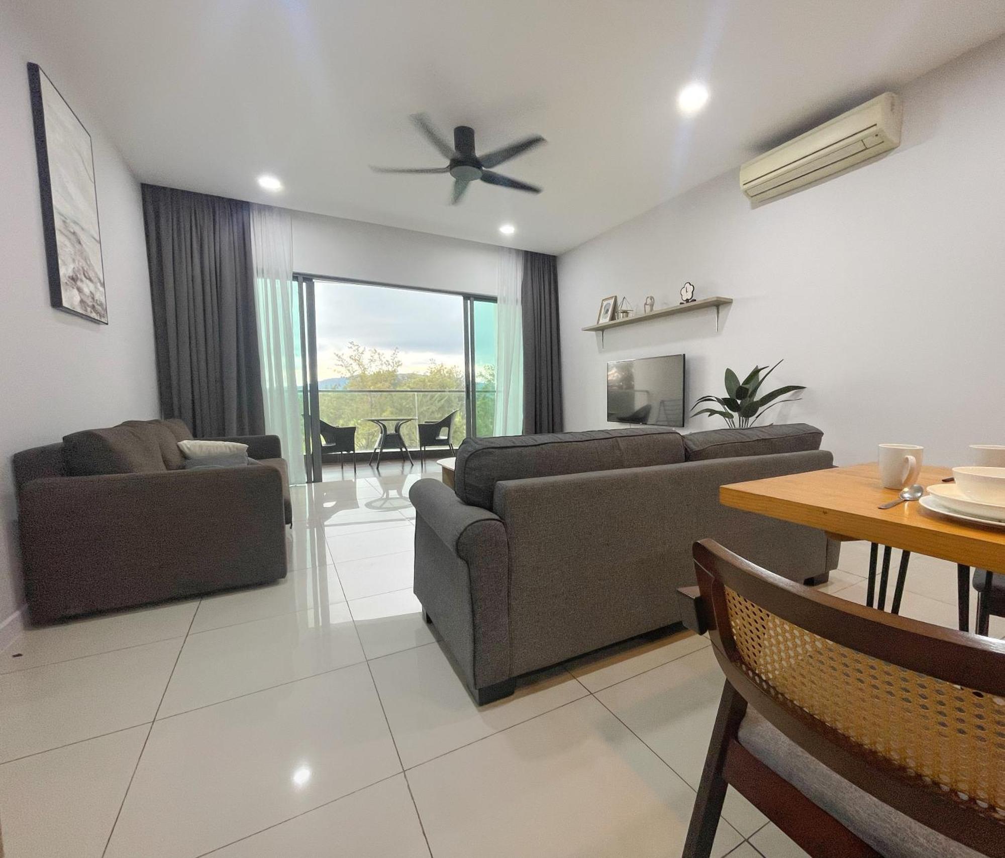Ezyhouz - Imago The Loft Apartment Kota Kinabalu