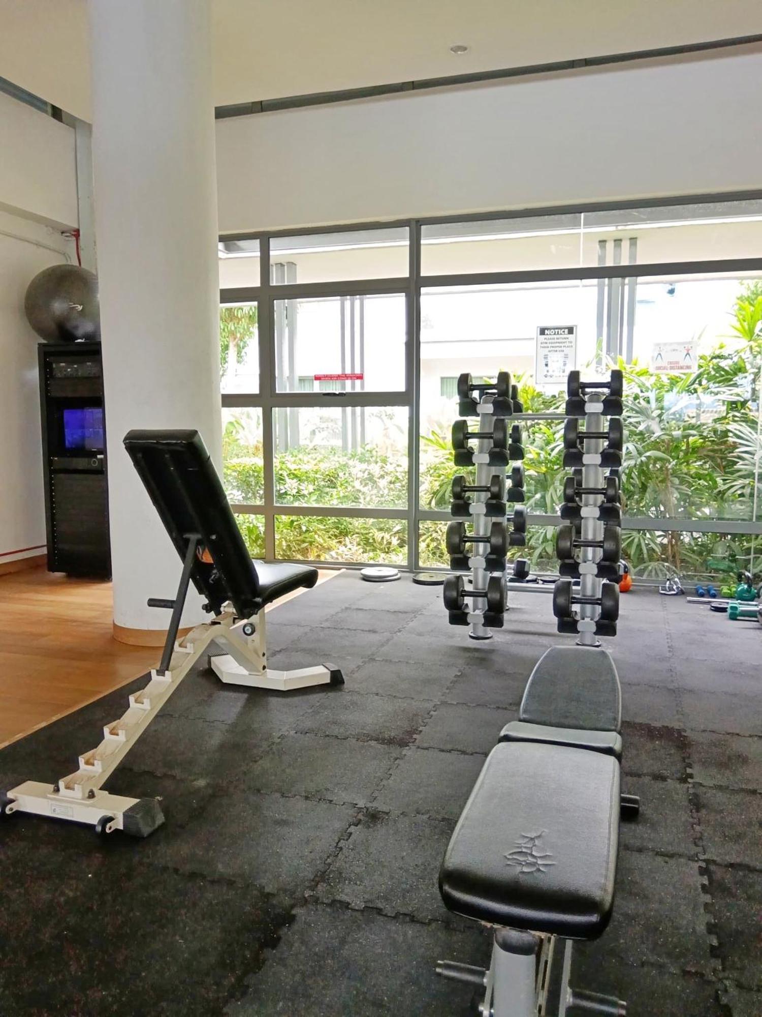 Pangsapuri Ezyhouz - Imago The Loft *