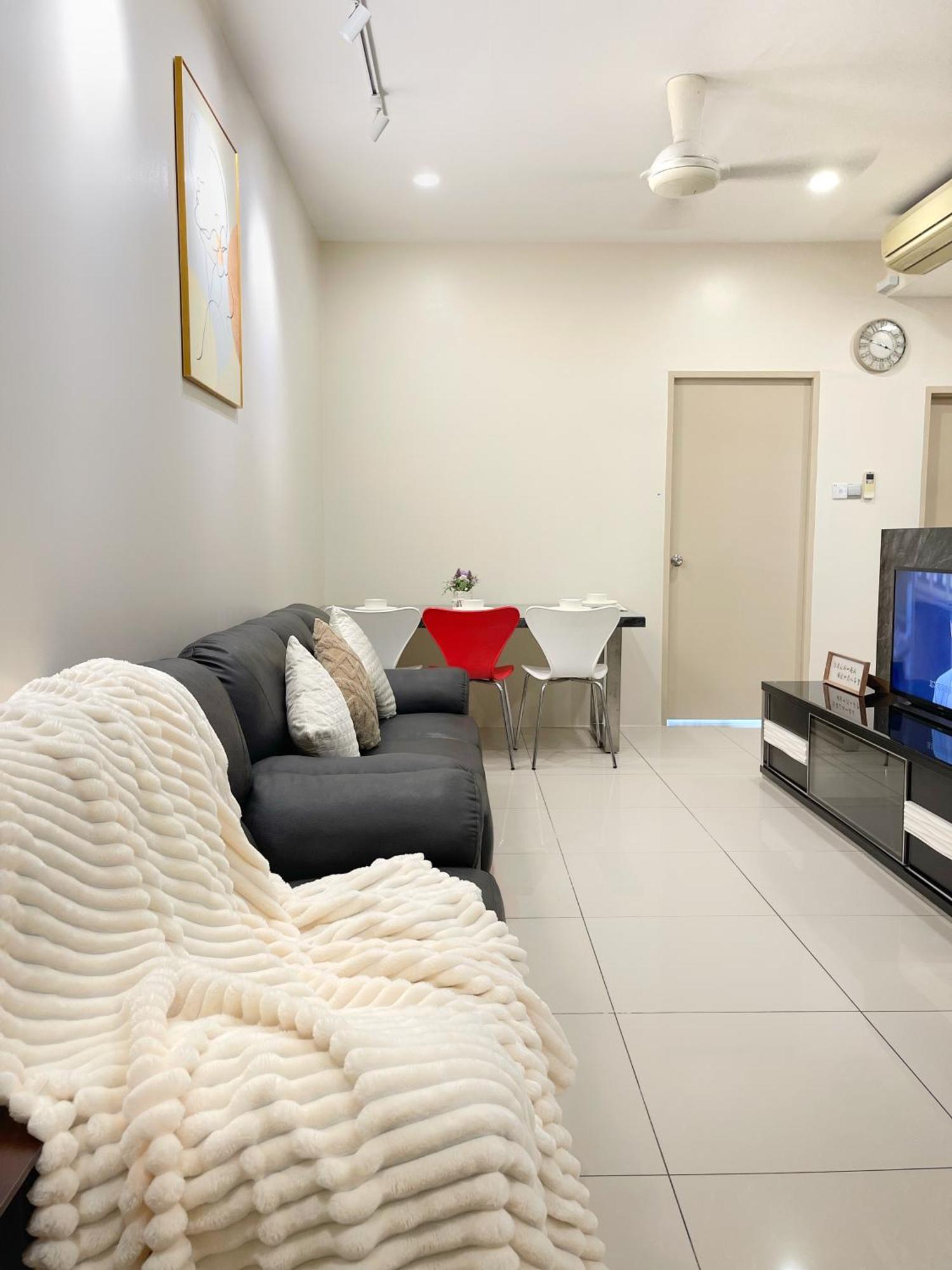 Ezyhouz - Imago The Loft Pangsapuri